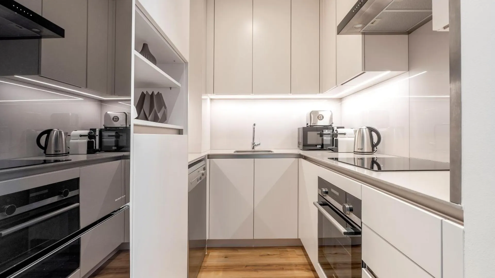 מלון דירות דובאי Address Beach Residences
